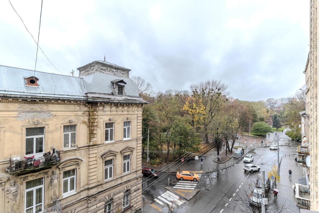 לבוב Inshiapartments On Slovatskoho Str מראה חיצוני תמונה