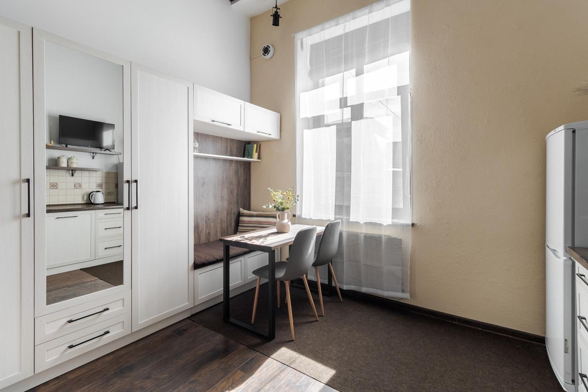 לבוב Inshiapartments On Slovatskoho Str מראה חיצוני תמונה